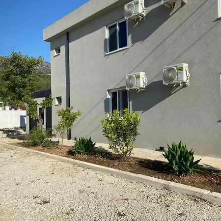 Vilamin Hotel Himare